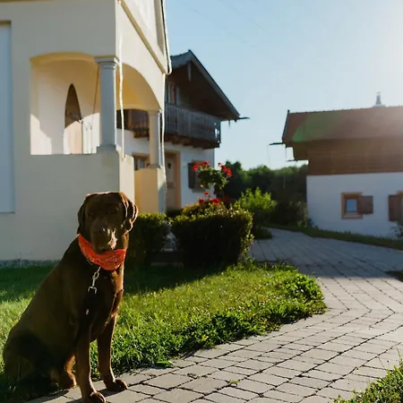 Im Landhausstil Im Vital Camp Bayerbach