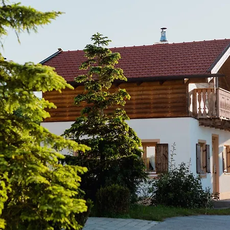 Familienfreundliches Im Landhausstil Im Vital Camp بيت للعطل *