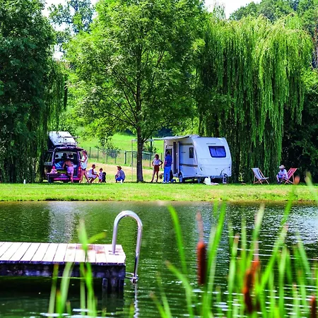 別荘 Familienfreundliches Im Landhausstil Im Vital Camp *